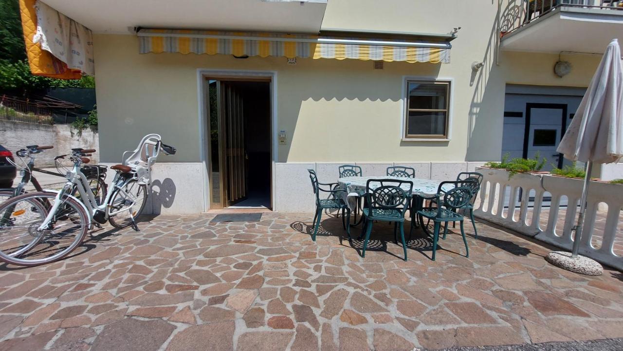 Narcisa Patio Apartment Bardolino Dış mekan fotoğraf